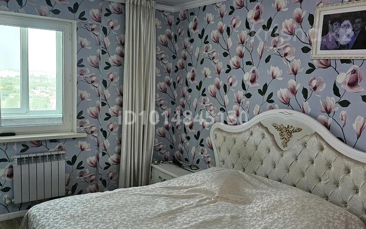 3-комнатная квартира · 110 м² · 13/13 этаж, мкр Аксай-5, Садвакасова 3б за 60 млн ₸ в Алматы, Ауэзовский р-н — фото 2