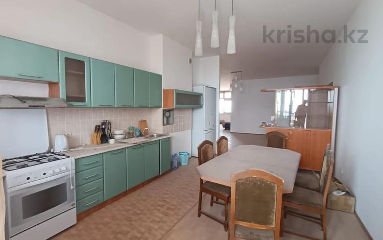 4-комнатная квартира · 181.9 м² · 9/10 этаж, 14-й мкр 58 за 45 млн ₸ в Актау — фото 2