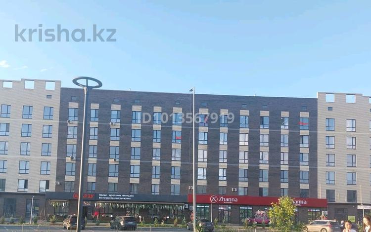 2-бөлмелі пәтер · 75.5 м² · 5/6 қабат, мкр. Алтын орда, тауелсиздик 11а, бағасы: 33.5 млн ₸ в Актобе — фото 15