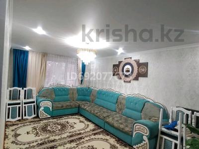 3-комнатная квартира · 68 м² · 1/5 этаж, Женис 12 12 — 8 школа за 15 млн 〒 в Текели