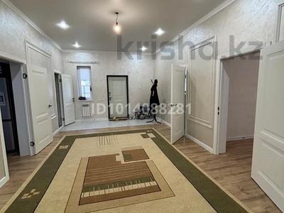 Отдельный дом · 4 комнаты · 160 м² · 10 сот., жилой массив Жанаконыс-2, Т.Молдагалиев 19 — Участок 708 с трассы на право сразу после таблички к магазину триумф и на лево за 32 млн ₸ в Актобе
