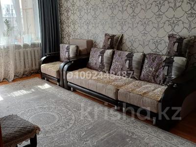 2-комнатная квартира · 44 м² · 3/5 этаж, Назарбаева за 16 млн 〒 в Петропавловске
