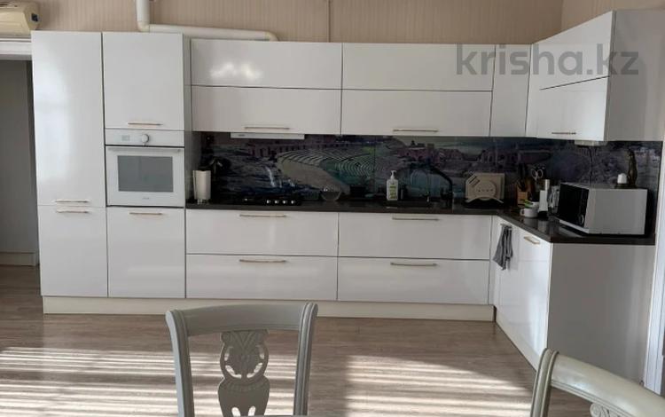 4-бөлмелі пәтер · 190 м² · 1/4 қабат, Карбышева 43, бағасы: 85 млн ₸ в Костанае — фото 3