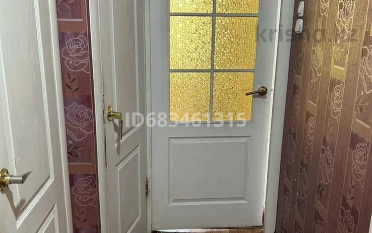 4-бөлмелі пәтер · 64 м² · 2/5 қабат, 15-шағынаудан 14 — Горняк,61 школа, бағасы: 11 млн ₸ в Караганде, Алихана Бокейханова р-н — фото 2