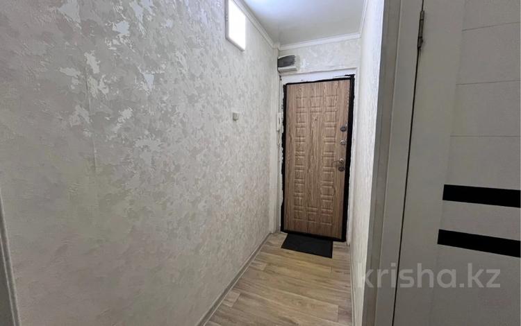 2-бөлмелі пәтер · 45 м² · 2/5 қабат, 1 ш/а, Абулхайыр хан 30 — Абулхайыр Хан 30, бағасы: 12 000 ₸ в Актобе, мкр 5 — фото 2