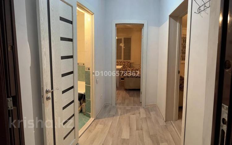 1-комнатная квартира · 45 м² · 2/6 этаж, 4мкр 66 за 150 000 ₸ в Конаеве — фото 2