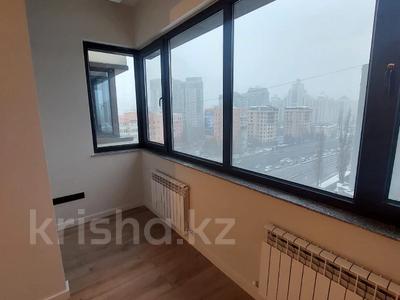2-бөлмелі пәтер · 93 м² · 9/14 қабат, Мкр. Самал-3 15, бағасы: 90 млн ₸ в Алматы, Медеуский р-н