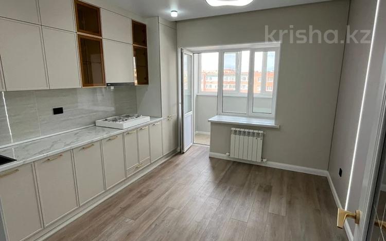 2-комнатная квартира · 72 м² · 4/9 этаж, мкр. Алтын орда 54 за 33.5 млн ₸ в Актобе — фото 2