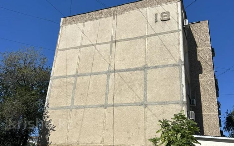 2-бөлмелі пәтер · 56 м² · 5/5 қабат, 13-ш/а. 19, бағасы: 12 млн ₸ в Актау, 13-й мкр — фото 2