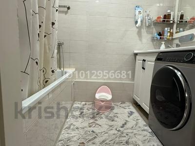 4-комнатная квартира · 89 м² · 2/12 этаж, мкр Шугыла, Шұғыла ш/а. 340/4 — Сатылады жайлы пәтер 3 бөлмелі кең әрі жарық пәтер сатылады! Жалпы ауданы – 89 м² Пәтер туралы: • 3 бөлме (қонақ бөлме + жатын бөлмелер) • 1 ас үй • 1 ванна және 1 дәретхана • Жаңа жөндеуден өткен, заманауи дизайн • Барлық жиһаздар жаңа және толық жабдықталған • Кіріп, бірден тұруға дайын (заезжай да живи) • ⁠2/9қабат Артықшылықтары: • Кең әрі жарық бөлмелер • Сапалы жиһаздар мен техника • Ыңғайлы жоспарланған • Таза, ұқыпты, жайлы атмосфера • Отбасына өте қолайлы • Жақсы орналасқан аудан (инфрақұрылымы дамыған): • Мектептер, балабақшалар жақын • Дүкендер, супермаркеттер • Қоғамдық көлік қолжетімді за 320 000 ₸ в Алматы, Наурызбайский р-н