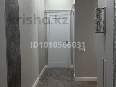 2-комнатная квартира · 67 м² · 3/9 этаж, Самал 72/5 за 400 000 〒 в Уральске