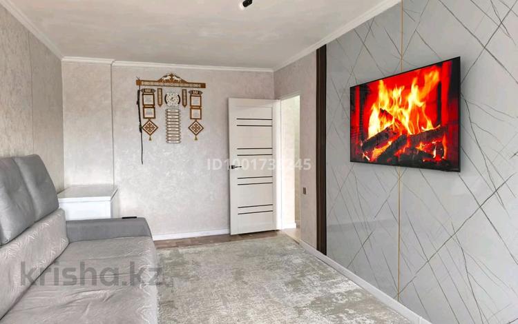 2-комнатная квартира · 48.7 м² · 2/5 этаж, Микрорайон С.Мухамеджанова 18 за 15 млн 〒 в Балхаше — фото 2