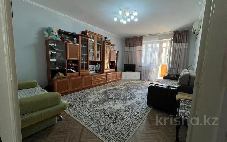 3-комнатная квартира, 80 м², 2/5 этаж, Кайрата рыскулбекова 8/2