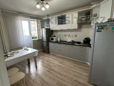 4-комнатная квартира · 102.8 м² · 8/9 этаж, Кокжал Барака 13/2 за 45 млн 〒 в Усть-Каменогорске