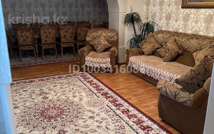 Отдельный дом · 4 комнаты · 300 м² · 10 сот., мкр Карасу — Центральная за 800 000 ₸ в Алматы, Алатауский р-н — фото 2