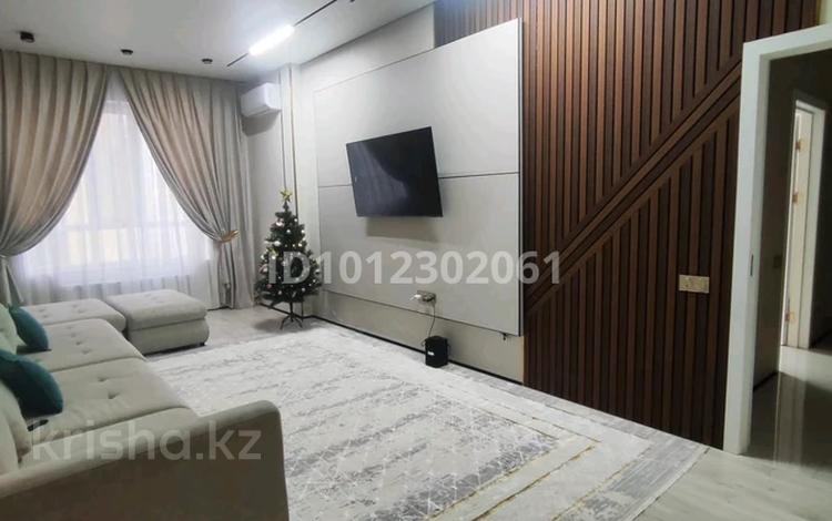 3-бөлмелі пәтер · 85.6 м² · 5/12 қабат, Райымбека 351/2к3, бағасы: 92 млн ₸ в Алматы, Алатауский р-н — фото 2