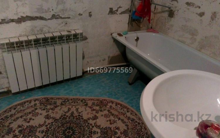 Отдельный дом • 6 комнат • 200 м² • 10 сот., Атағозы 33 за 17 млн 〒 в Кызылтобе — фото 2