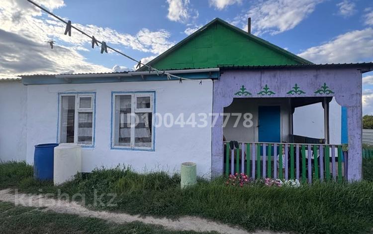 Часть дома · 4 комнаты · 108 м² · 18 сот., Ыңтымақ 14/2 — Поселок КЛЮЧИ.(в описании не выходит Ключи, поэтому указала Бозайгыр) за 9 млн 〒 — фото 2