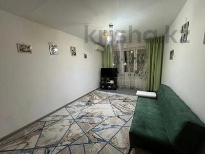 5-комнатная квартира · 96 м² · 3/5 этаж, улица Байтурсынова 75в — Маклый САМАЛ за 27 млн 〒 в Шымкенте, Туран р-н