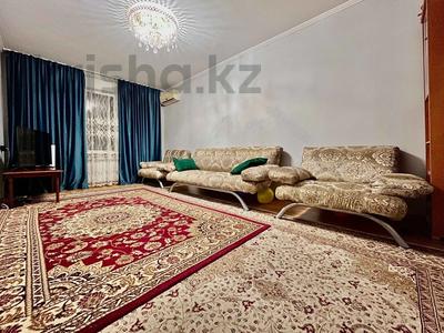 3-комнатная квартира, 72 м², 3/5 этаж, мкр Аксай-3 за 41 млн 〒 в Алматы, Ауэзовский р-н