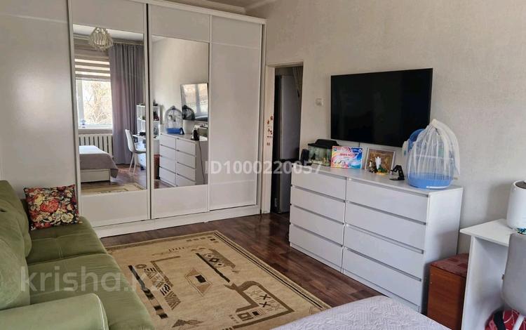 1-комнатная квартира · 32.6 м² · 1/5 этаж, Менделеева 19 за 7.8 млн 〒 в Таразе — фото 2