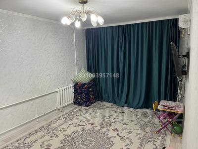 2-бөлмелі пәтер · 50 м² · 4/9 қабат, Назарбаева 148/1, бағасы: 12 млн ₸ в Уральске