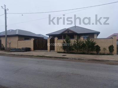 Отдельный дом · 5 комнат · 270 м² · 9 сот., Куанышева 38 — П. Асан ( новый) за 100 млн 〒 в Уральске