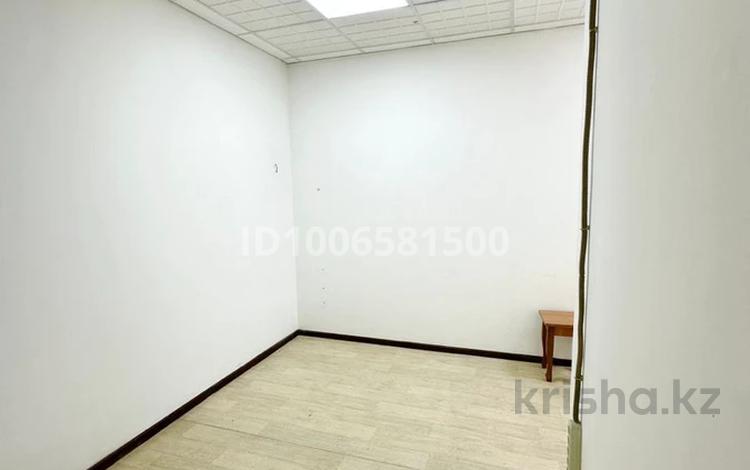 Еркін, кабинеттер және жұмыс орындары · 28 м², бағасы: 130 000 ₸ в Алматы, Медеуский р-н — фото 2