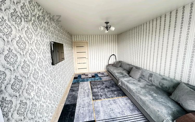 2-бөлмелі пәтер · 52 м² · 5/5 қабат, Льва Толстого 17 — Район Пристани, бағасы: 22 млн ₸ в Усть-Каменогорске — фото 2