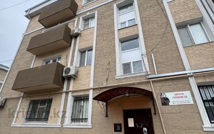 3-комнатная квартира · 56.8 м² · 2/4 этаж, Сатпаева 18 за 22.5 млн ₸ в Атырау — фото 10