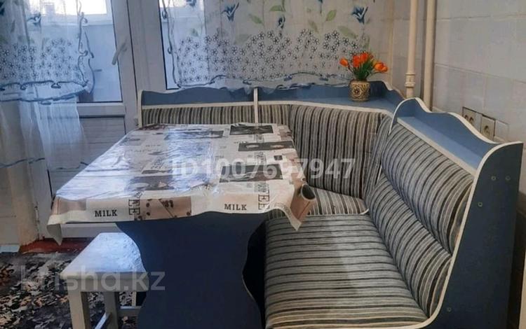 2-бөлмелі пәтер · 42 м² · 3/9 қабат, Толе би 95, бағасы: 16.5 млн ₸ в Таразе — фото 2