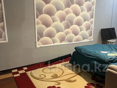 1-бөлмелі пәтер · 31 м² · 1/5 қабат, мкр Айнабулак-1, бағасы: 2 000 〒 в Алматы, Жетысуский р-н