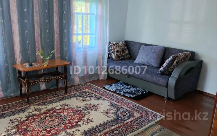 Дом · 3 комнаты · 62 м², Ленина 10 — Сарыбел-Самарка за 25 000 ₸ в Усть-Каменогорске — фото 2