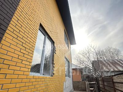 Жеке үй · 6 бөлме · 255 м² · 5.5 жүзд., Жагалтай 27, бағасы: 55 млн ₸ в Алматы, Алатауский р-н