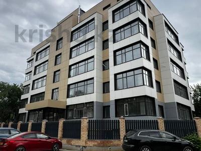 3-бөлмелі пәтер · 136.7 м² · 5/5 қабат, Марата Оспанова 52, бағасы: 39 млн ₸ в Актобе