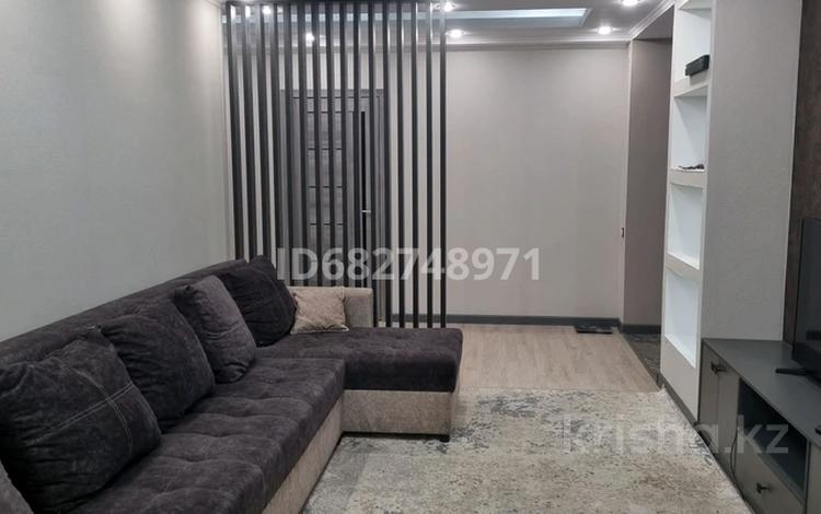 3-комнатная квартира · 104 м² · 9/10 этаж, Казыбек Би 38 за 450 000 ₸ в Усть-Каменогорске — фото 2
