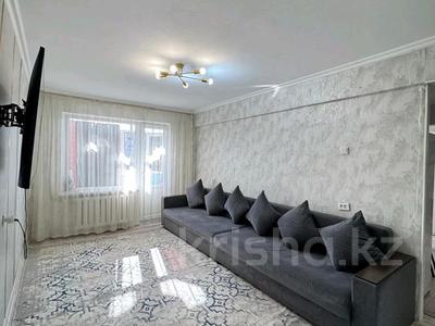 3-комнатная квартира · 60.2 м² · 2/5 этаж, Жанасемейская 35 за 22 млн ₸ в Семее