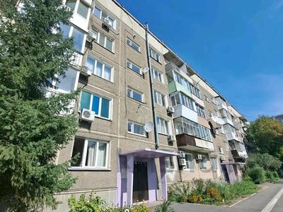 1-бөлмелі пәтер · 33 м² · 4/5 қабат, Виноградова 12, бағасы: 12.8 млн ₸ в Усть-Каменогорске