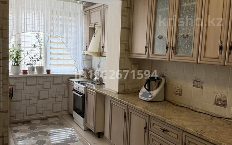 3-комнатная квартира · 70 м² · 1/5 этаж, 14-й мкр 6 за 26.5 млн ₸ в Актау — фото 2