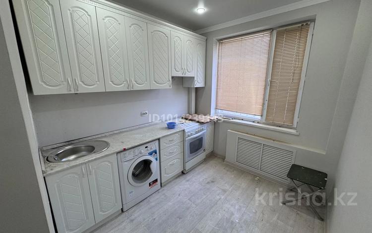 2-бөлмелі пәтер · 44 м² · 2/5 қабат, 12-ш/а. 42 — ТРК манында, бағасы: 16 млн ₸ в Актау, 12-й мкр — фото 2