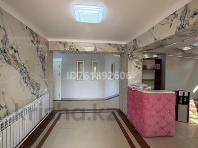 15-комнатная квартира · 850 м² · 1/3 этаж, С. Кожанова — Гостиница и хостел в центре города за 5 000 〒 в Туркестане