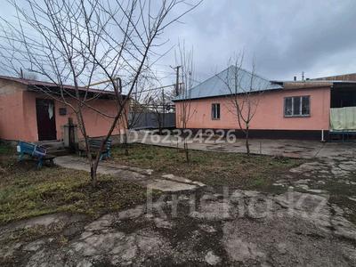 Продажа домов и дачи в Алматинской обл.: Отдельный дом · 5 комнат · 100 м² · 12 сот., Сейдалиева — Остановка Казцик центр за 110 млн 〒 Отдельный дом · 5 комнат · 100 м² · 12 сот., Сейдалиева — Остановка Казцик центр за 110 млн 〒 в Казцик