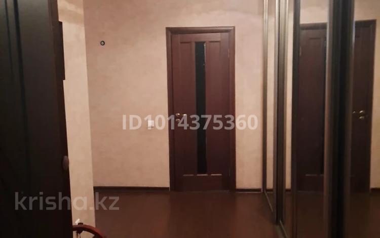3-комнатная квартира · 104 м² · 4/13 этаж, Малика Габдуллина — Иманова за 300 000 ₸ в Астане, р-н Байконур — фото 2