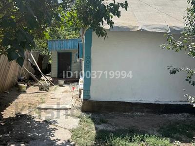 Аренда домов или дач в Алматы: Отдельный дом · 2 комнаты · 45 м², мкр Думан-1, Сабыра Шарипова 17 — Николаева за 190 000 〒 Отдельный дом · 2 комнаты · 45 м², мкр Думан-1, Сабыра Шарипова 17 — Николаева за 190 000 〒 в Алматы, Медеуский р-н