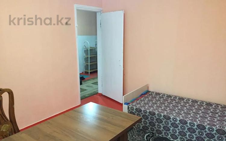 3-комнатная квартира, 100 м², 3 этаж помесячно, 1 21 за 100 000 〒 в Туркестане — фото 2