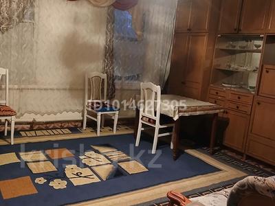 2-комнатная квартира · 70 м² · 1 этаж, Пер. Жагалау 61 — СУВОРОВА за 50 000 ₸ в Актобе, мкр Гормолзавод