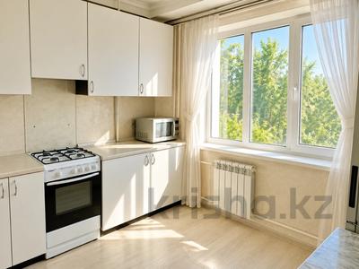 2-комнатная квартира · 51 м² · 3/5 этаж, мкр Жулдыз-1 18а за 250 000 ₸ в Алматы, Турксибский р-н