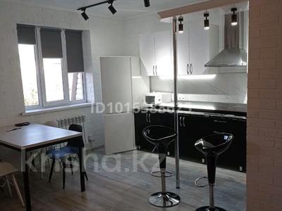 1-бөлмелі пәтер · 45 м² · 6/6 қабат, Айнабұлақ-2 ш/а. 40 А, бағасы: 220 000 ₸ в Алматы, Жетысуский р-н