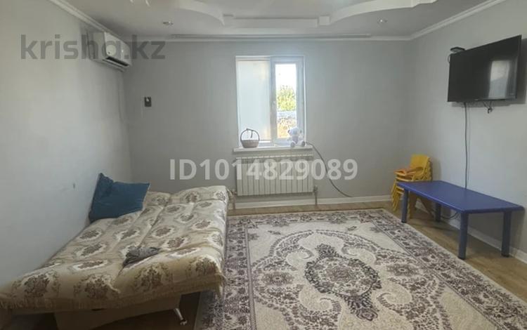 Отдельный дом · 4 комнаты · 180 м² · 10 сот., мкр Коктем, Жубандык бекмуханова 4 за 21 млн ₸ в Атырау — фото 2