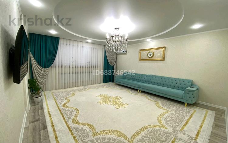 3-комнатная квартира, 96 м², 1/4 этаж, Коктем 19